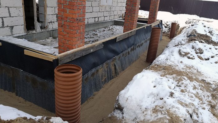 Установка смотрового колодца диаметр 315 мм (до 1,2 метров), промежуточного коллектора в Гороховце